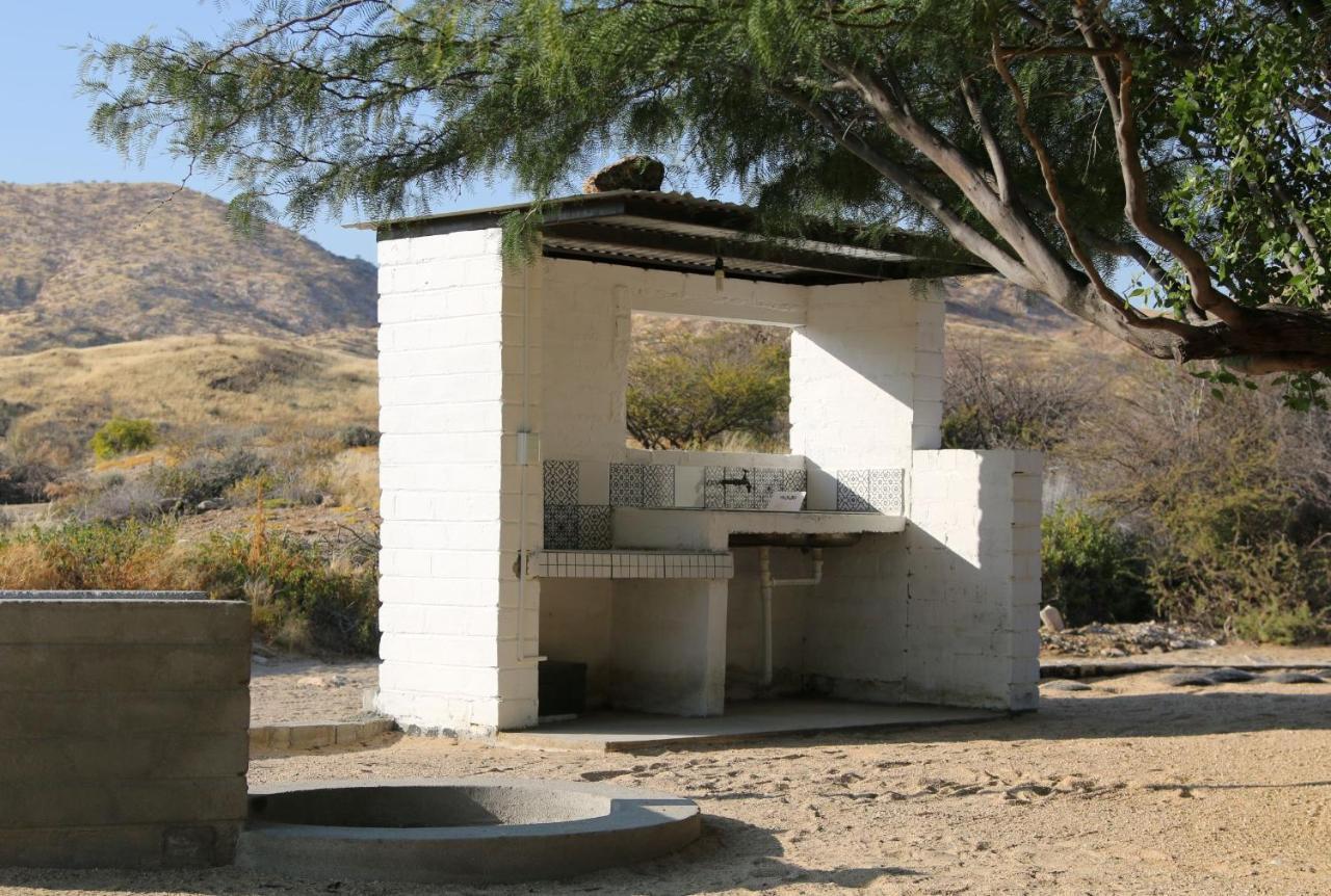 Achab Camping Camp Site Usakos Luaran gambar